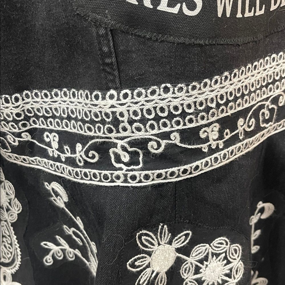 Upcycled Black Denim Jacket with Peplum & Floral Whitework Embroidery. Size M-L - Picture 9 of 15